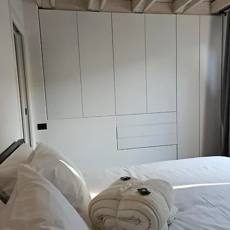 Loft Industrial شقة ليكو